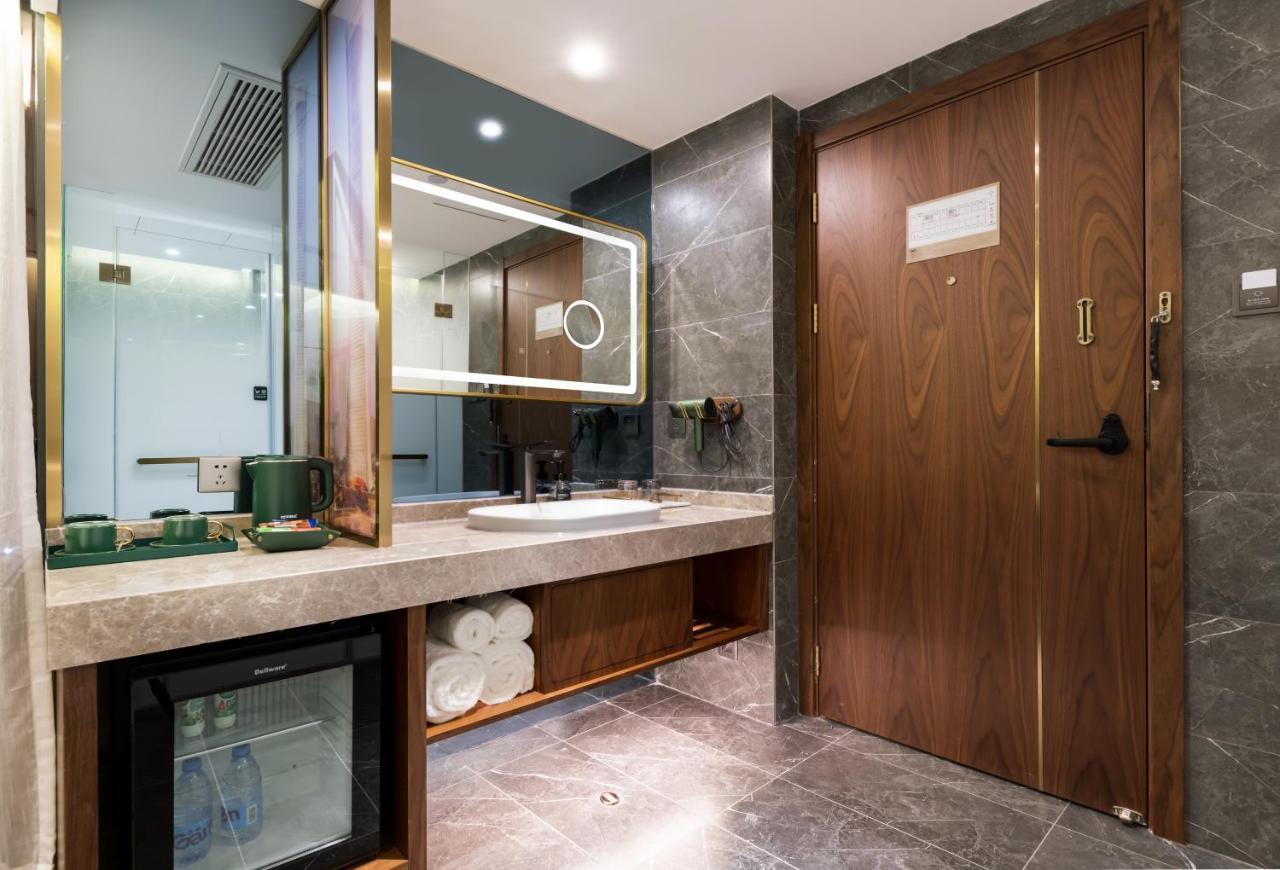 Nost Algia S Hotel Near Beijing Cbd - Cctv, China Zun, Skp And Sanlitun, Tian'Anmen Square, Forbidden City, Free Daily Necessities, Free Night Snack, Free Laundry, English Communication Well, Free Travel Advice , Free Gymnastic, Dış mekan fotoğraf