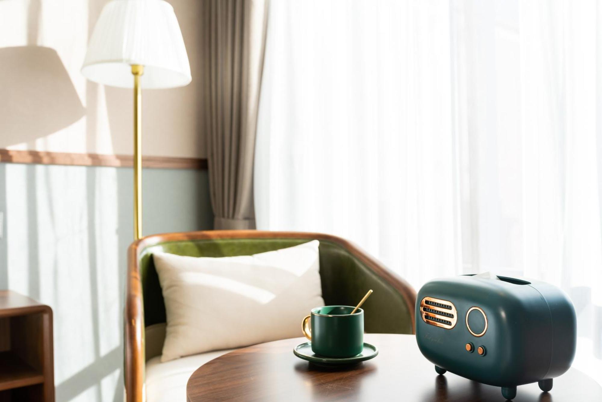 Nost Algia S Hotel Near Beijing Cbd - Cctv, China Zun, Skp And Sanlitun, Tian'Anmen Square, Forbidden City, Free Daily Necessities, Free Night Snack, Free Laundry, English Communication Well, Free Travel Advice , Free Gymnastic, Dış mekan fotoğraf